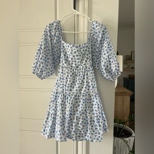Karlie Smock Babydoll Dress in White and Blue Floral Size Womens Medium ruffle